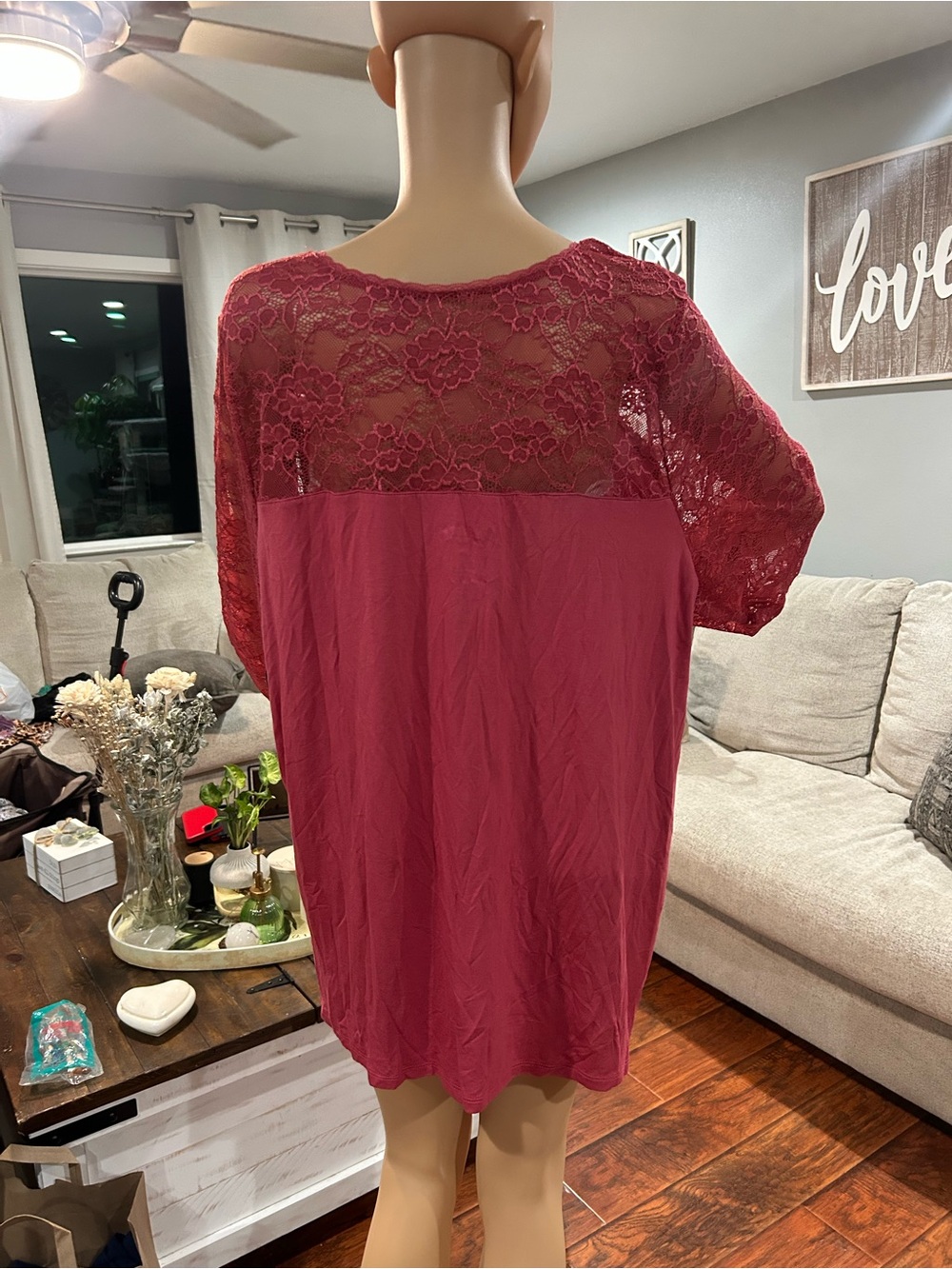 Torrid size 3Women's Lace Back Short Sleeve Top - Berry